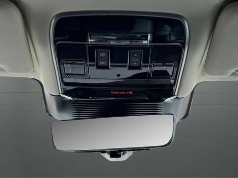 Used 2023 Land Rover Range Rover Long Wheelbase Autobiography AWD/4WD image 39