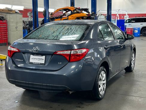 Used 2015 Toyota Corolla LE image 5
