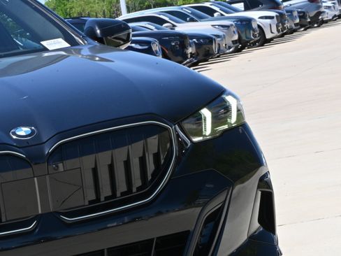 New 2026 BMW 540i xDrive w/ Executive Package AWD/4WD image 9