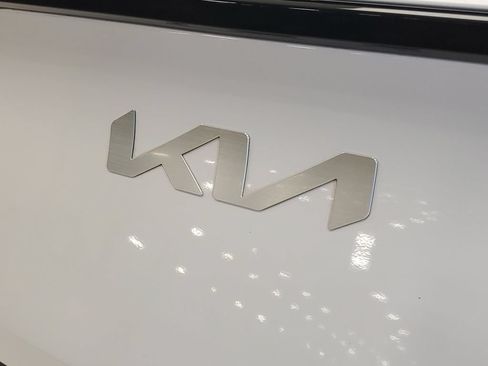 Used 2026 Kia Sportage LX FWD image 6