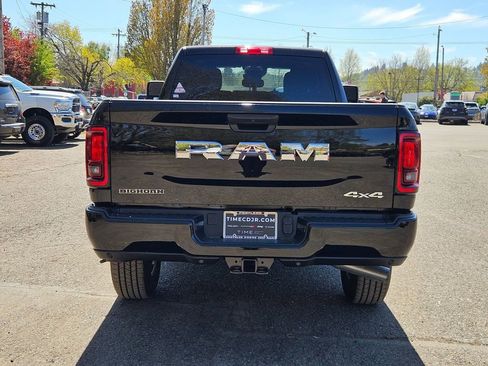 New 2026 RAM 3500 Big Horn AWD/4WD image 6