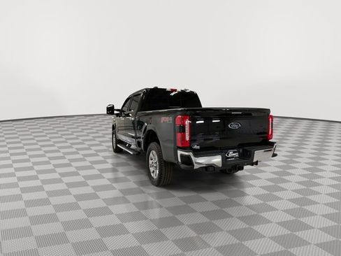 Used 2024 Ford F250 Lariat w/ Chrome Package image 8