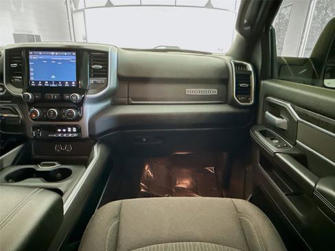 Used 2024 RAM 3500 Big Horn w/ Sport Appearance Package image 21