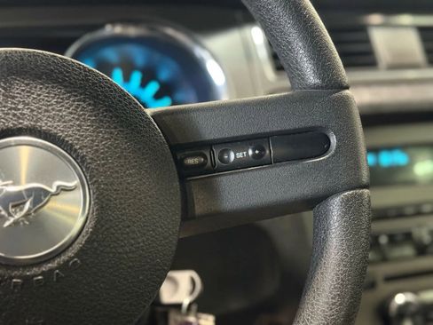 Used 2012 Ford Mustang GT image 14