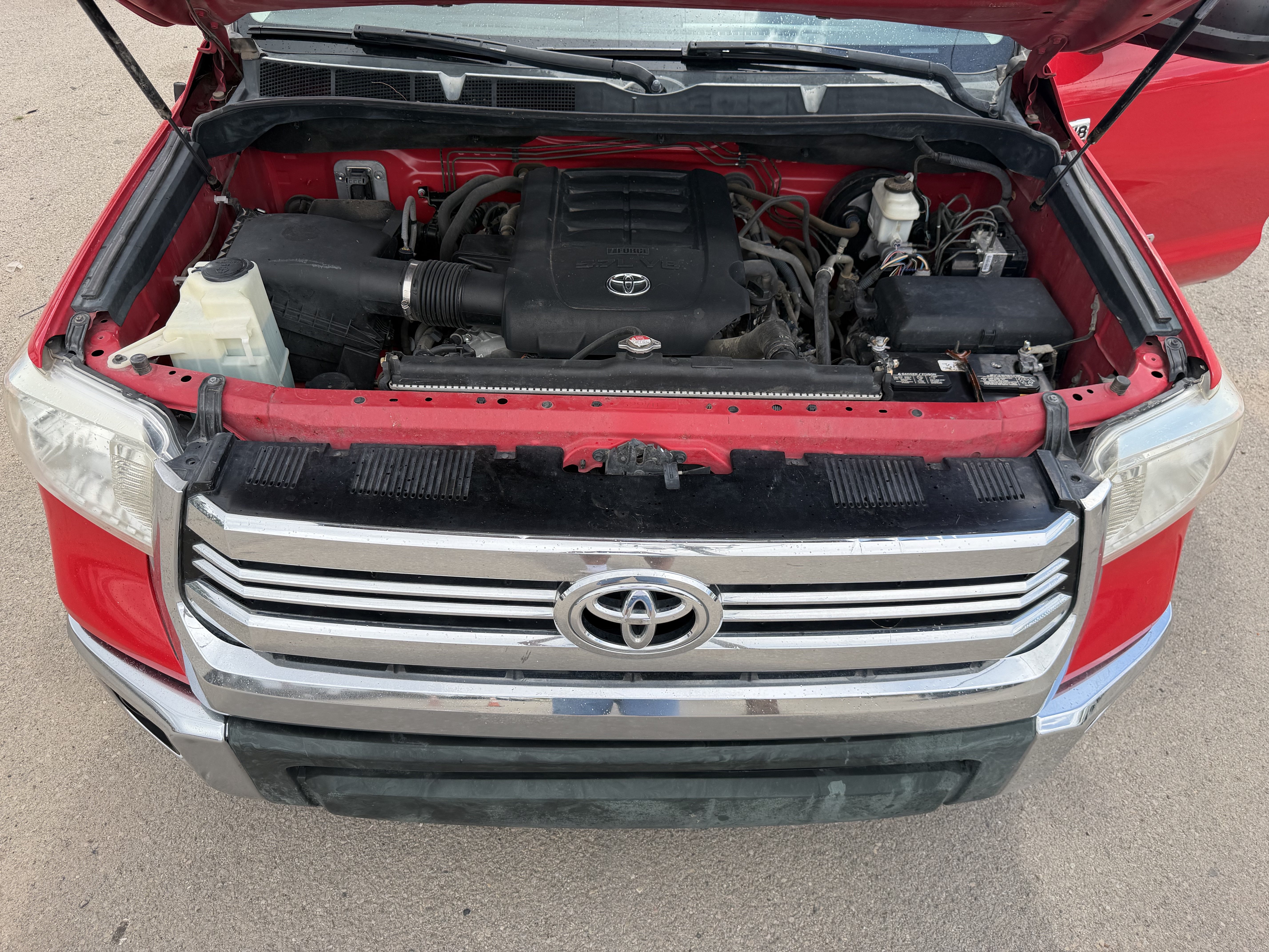 Used 2016 Toyota Tundra SR5 w/ TRD Off Road Package AWD/4WD image 24