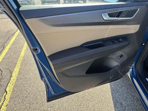 New 2026 Volkswagen Atlas Cross Sport SE image 13