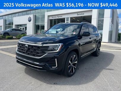 New 2025 Volkswagen Atlas SEL Premium R-Line