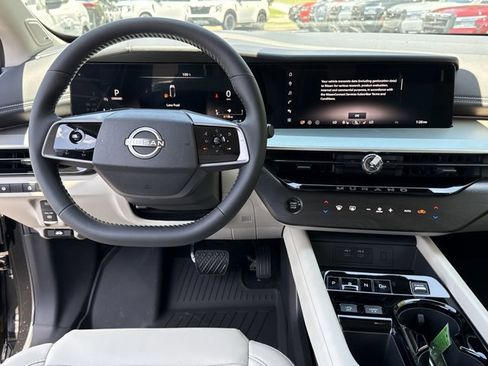 New 2025 Nissan Murano SL image 7