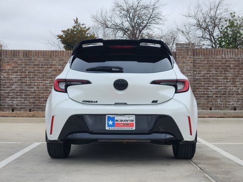 Used 2025 Toyota Corolla Hatchback image 7