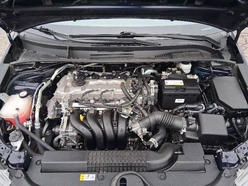 Used 2022 Toyota Corolla LE image 39