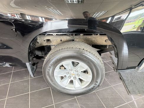 Used 2025 Chevrolet Silverado 1500 LT RWD image 25