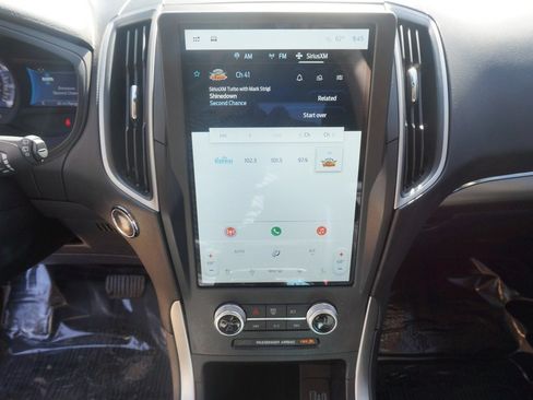 Used 2023 Ford Edge SEL w/ Sport Appearance Package AWD/4WD image 13