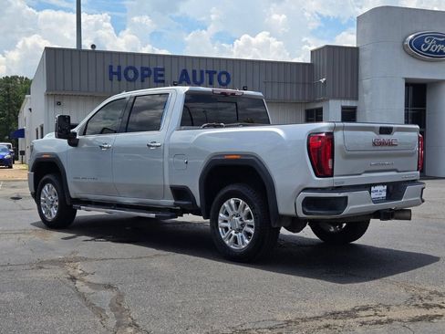 Used 2020 GMC Sierra 2500 Denali w/ Denali Ultimate Package AWD/4WD image 3