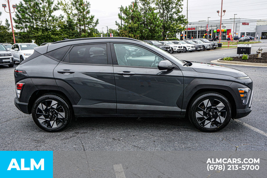 Used 2025 Hyundai Kona SEL FWD image 8