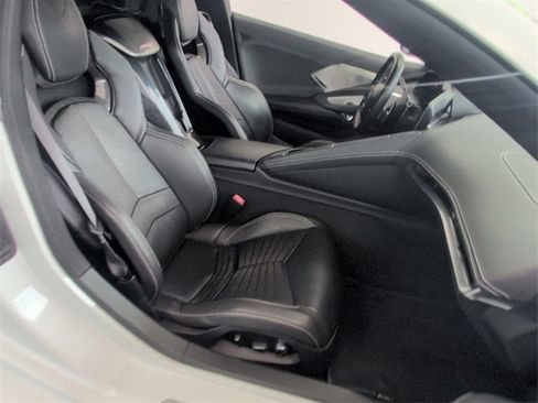 Used 2021 Chevrolet Corvette Stingray Preferred Cpe w/ Z51 Performance Package image 14