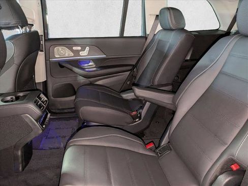 New 2026 Mercedes-Benz GLS 450 4MATIC image 18