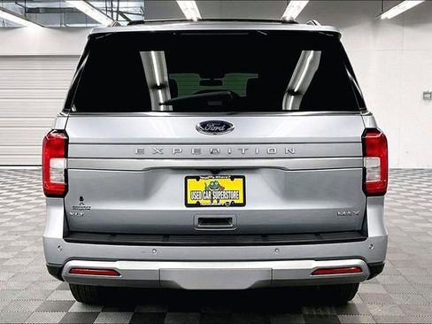 Used 2024 Ford Expedition Max XLT image 5