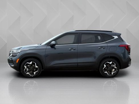 New 2026 Kia Seltos EX FWD image 8