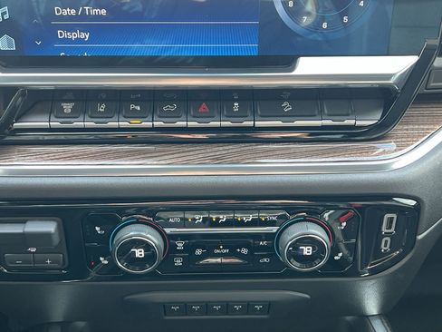 Used 2024 Chevrolet Silverado 3500 LT w/ Midnight Edition image 24