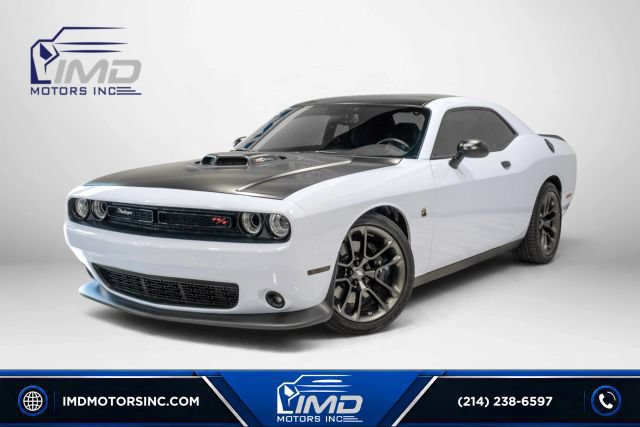 Used 2021 Dodge Challenger R/T Scat Pack w/ Shaker Package RWD image 1