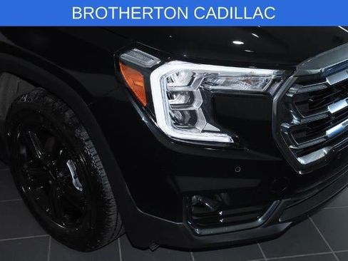 Used 2024 GMC Terrain AT4 w/ Tech Package AWD/4WD image 12