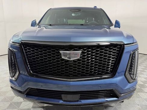 Certified 2025 Cadillac Escalade Sport w/ Touring Package image 6