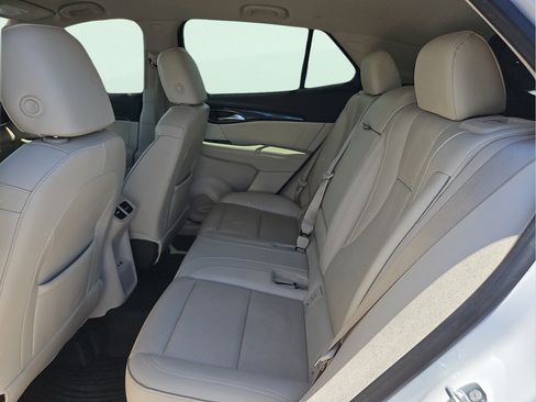 Used 2023 Buick Envision Essence AWD/4WD image 10