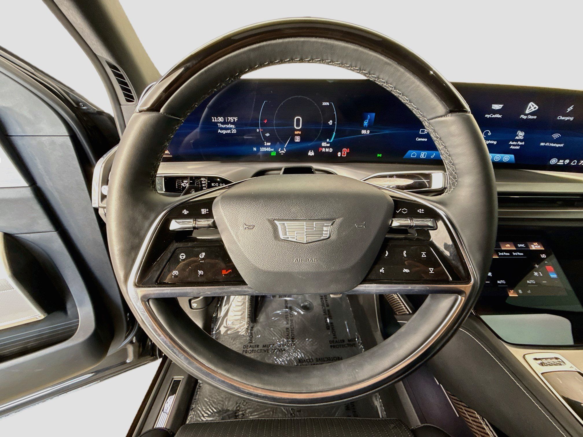 Used 2026 Cadillac Vistiq Luxury AWD/4WD image 19
