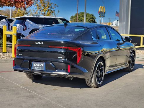 New 2025 Kia K4 GT-Line image 4