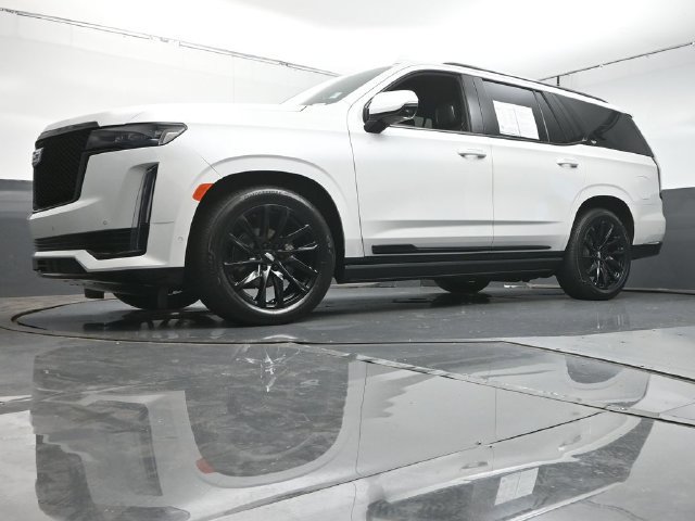 Used 2023 Cadillac Escalade Sport Platinum w/ LPO, ONYX Package AWD/4WD image 40