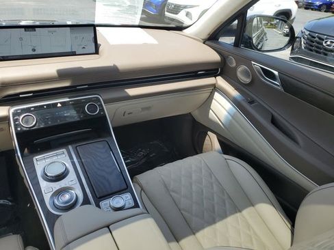 Used 2023 Genesis GV80 3.5T w/ Prestige Package AWD/4WD image 30
