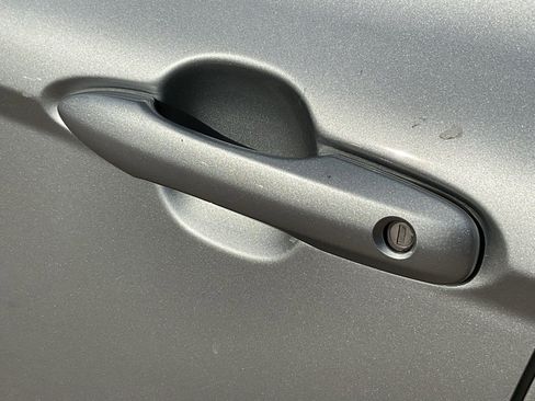 Used 2025 Toyota Camry LE image 10