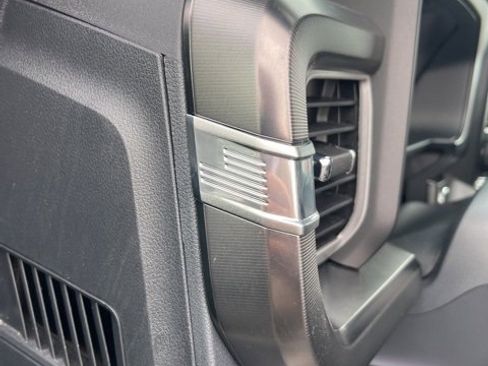 Used 2024 Ford F250 Platinum image 14