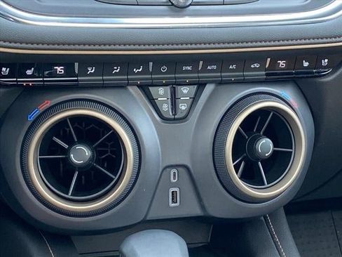 Certified 2023 Chevrolet Blazer Premier w/ Driver Confidence II Package image 12