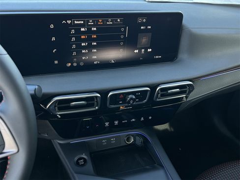 New 2026 Nissan Sentra SR image 11