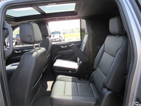 Certified 2024 GMC Yukon XL Denali w/ Max Trailering Package AWD/4WD image 25