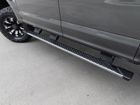 Used 2017 Ford F350 Lariat w/ Lariat Ultimate Package image 12