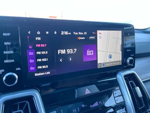 Used 2022 Kia Sorento SX Prestige w/ Rust Color Package image 18