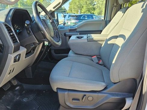 Used 2019 Ford F150 XLT w/ Equipment Group 302A Luxury image 6