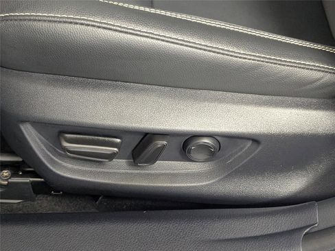 Certified 2025 Toyota Camry SE image 12