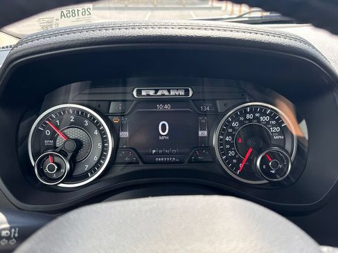Used 2019 RAM 1500 Laramie AWD/4WD image 30