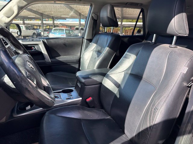 Used 2010 Toyota 4Runner Limited AWD/4WD image 9