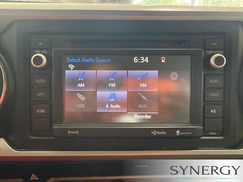 Used 2019 Toyota Tacoma SR5 RWD image 11