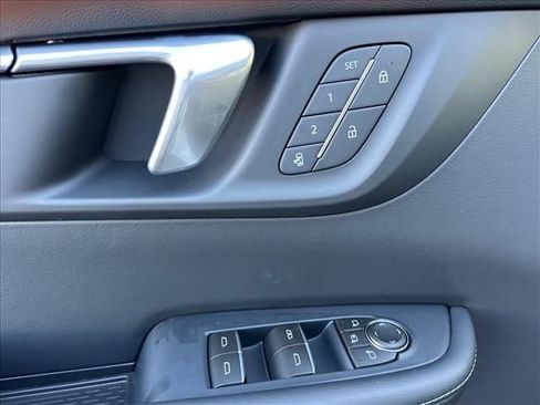 New 2026 Buick Enclave Sport Touring w/ Power Package FWD image 27
