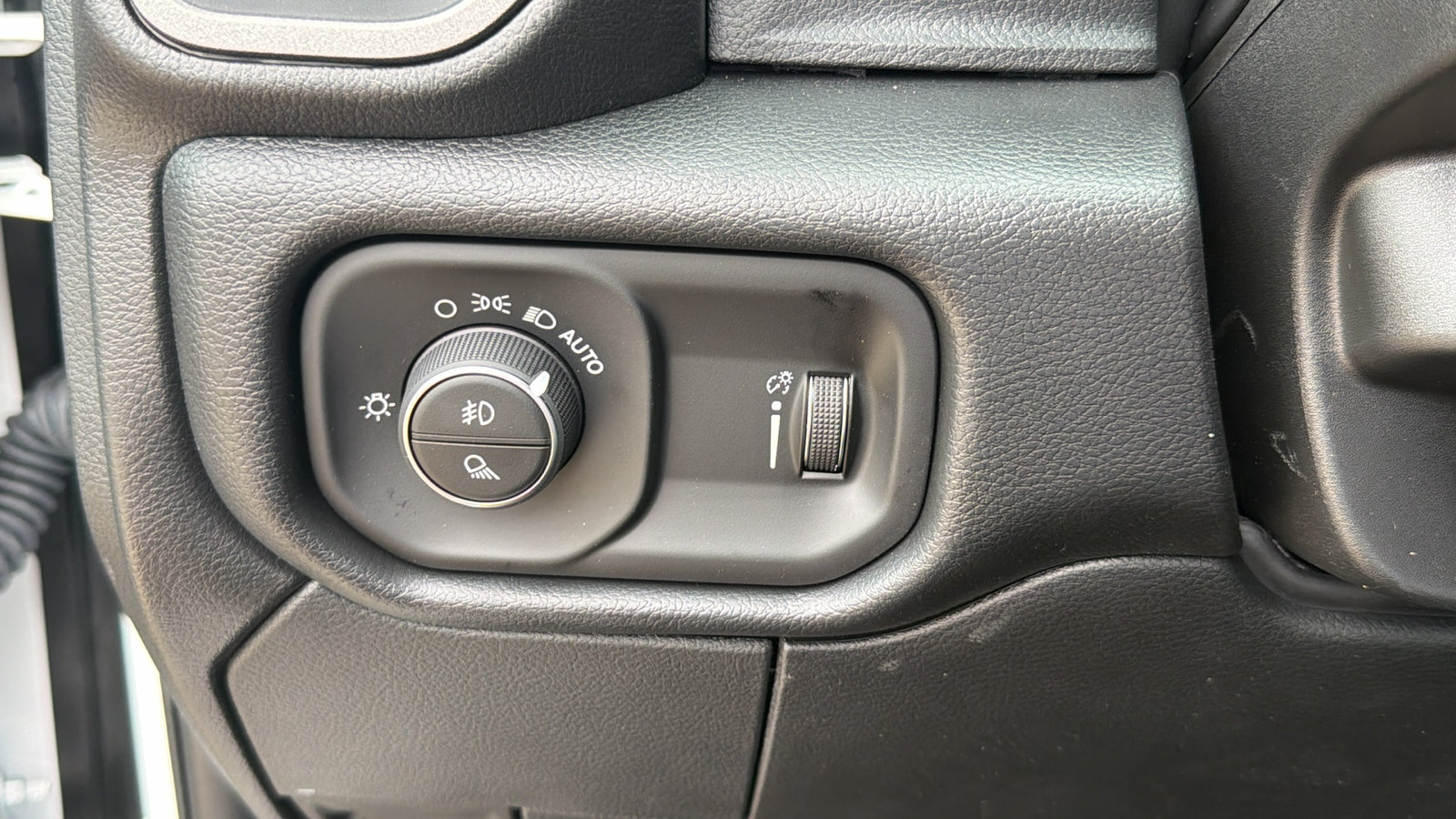 New 2026 RAM 2500 Tradesman AWD/4WD image 21