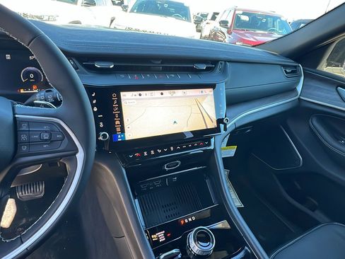 New 2026 Jeep Grand Cherokee Limited Reserve image 27