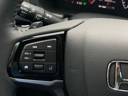 New 2026 Honda Odyssey Touring image 15