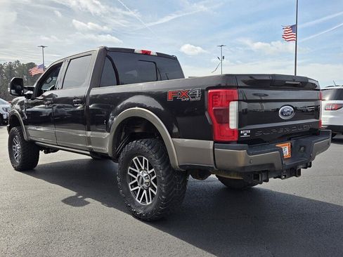 Used 2019 Ford F250 Lariat w/ Lariat Ultimate Package image 6