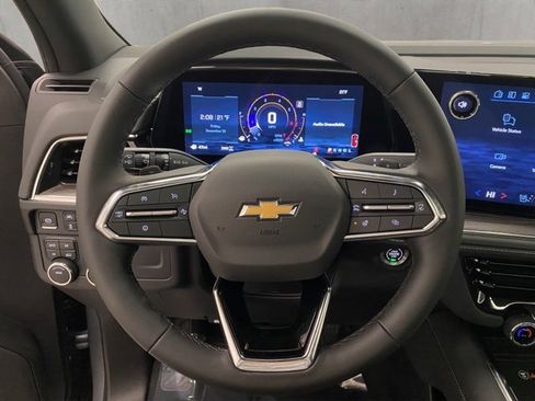 New 2026 Chevrolet Suburban Premier image 16