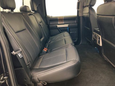 Used 2020 Ford F150 Lariat w/ Equipment Group 502A Luxury AWD/4WD image 19